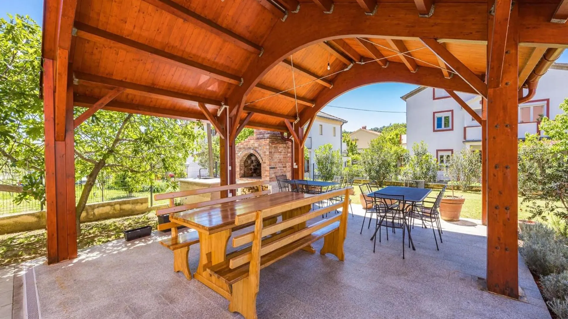 Family Apartment In Sunny Island Of Rab Kampor