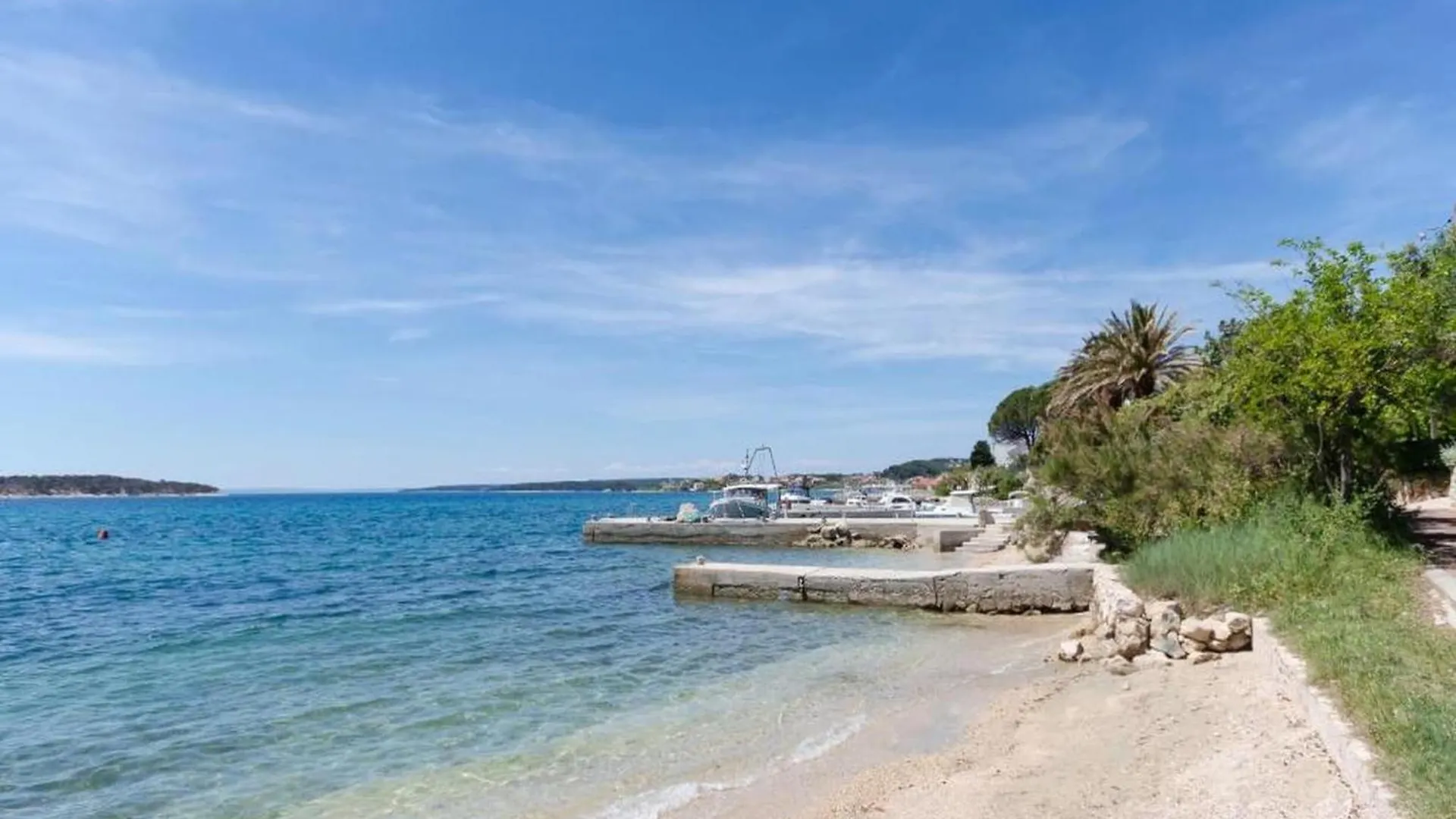 Family Apartment In Sunny Island Of Rab Kampor