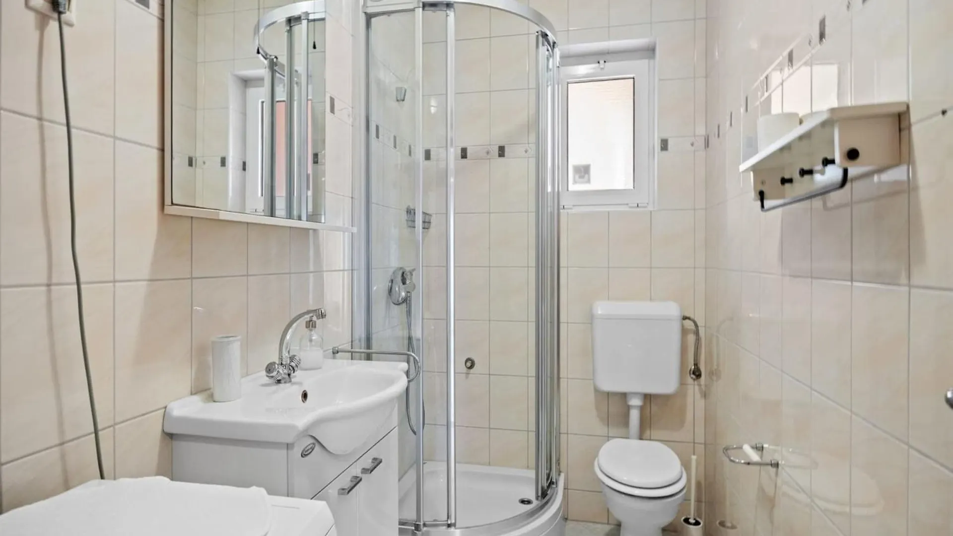 Family Apartment In Sunny Island Of Rab Kampor
